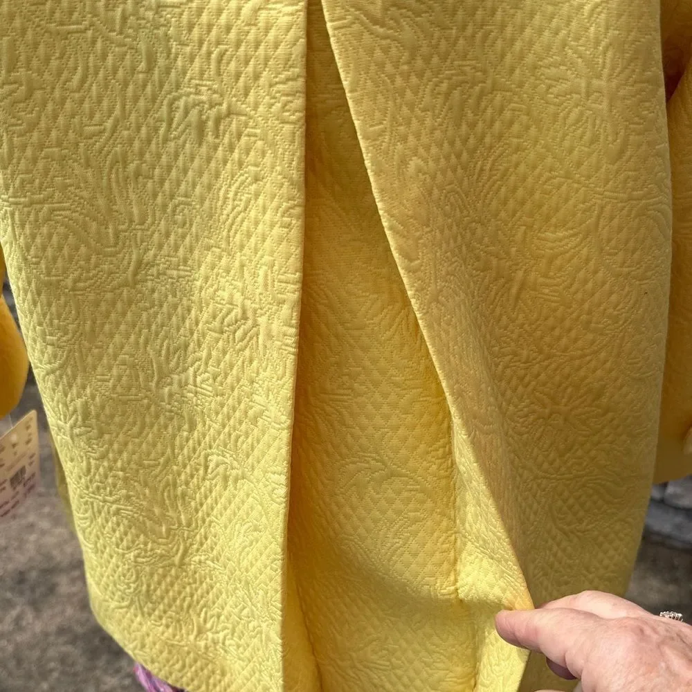 NWT Doncaster Sport Yellow Textured Women's Jacket SIZE 10